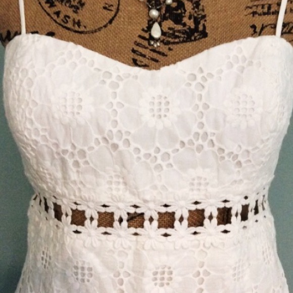 Lilly Pulitzer White Lace Dress - Picture 2 of 3